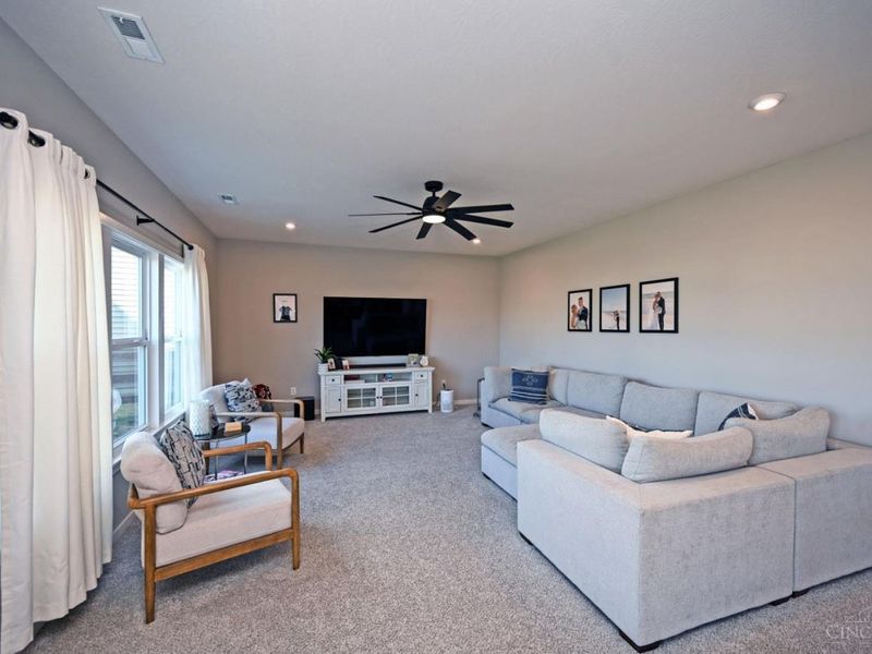 2063 Harvest Meadows Avenue, Batavia, OH 45103 Photo 13