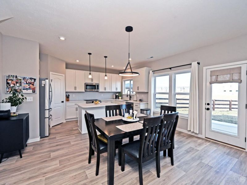 2063 Harvest Meadows Avenue, Batavia, OH 45103 Photo 6