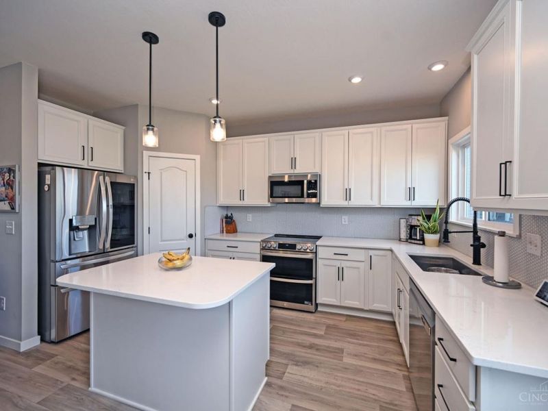 2063 Harvest Meadows Avenue, Batavia, OH 45103 Photo 9