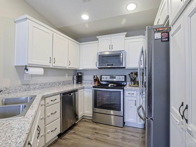 483 Heritage Square, Harrison, OH 45030 Photo 10