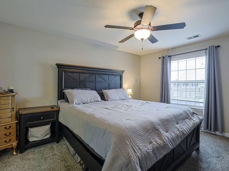 483 Heritage Square, Harrison, OH 45030 Photo 13