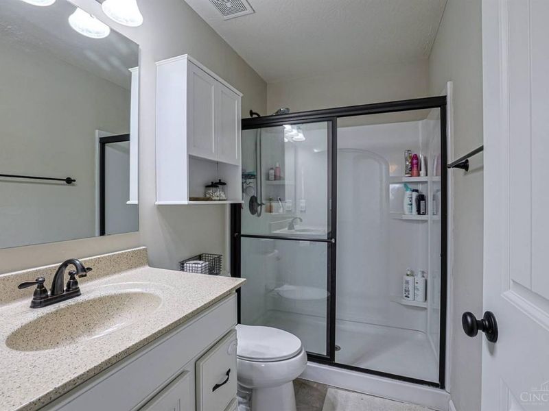 483 Heritage Square, Harrison, OH 45030 Photo 16