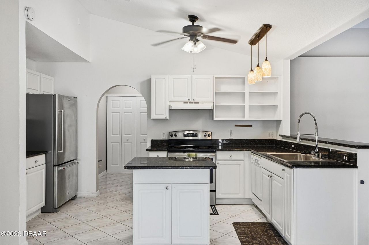 610 N Summit Avenue, Lake Helen, FL 32744 Photo