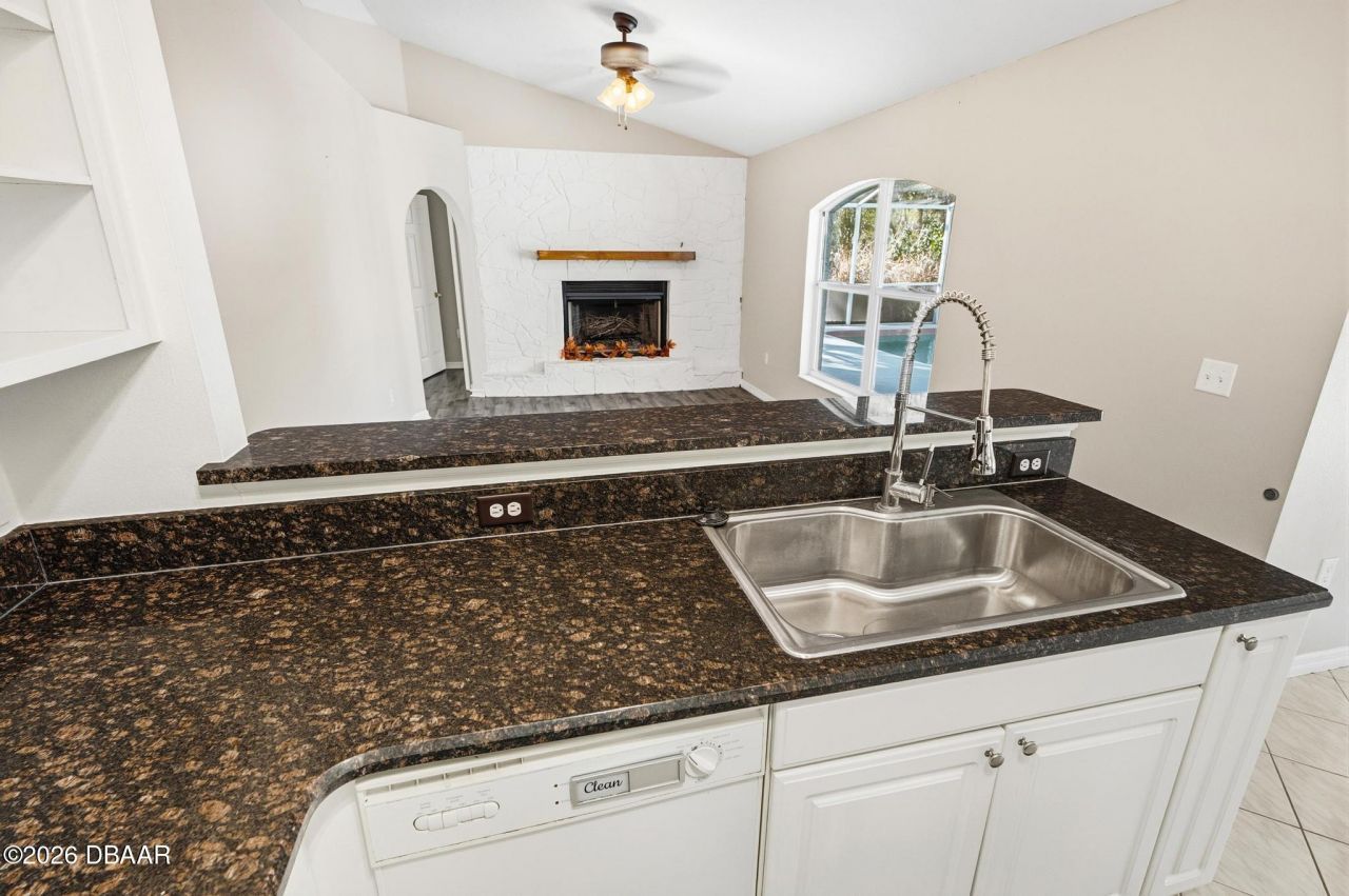 610 N Summit Avenue, Lake Helen, FL 32744 Photo