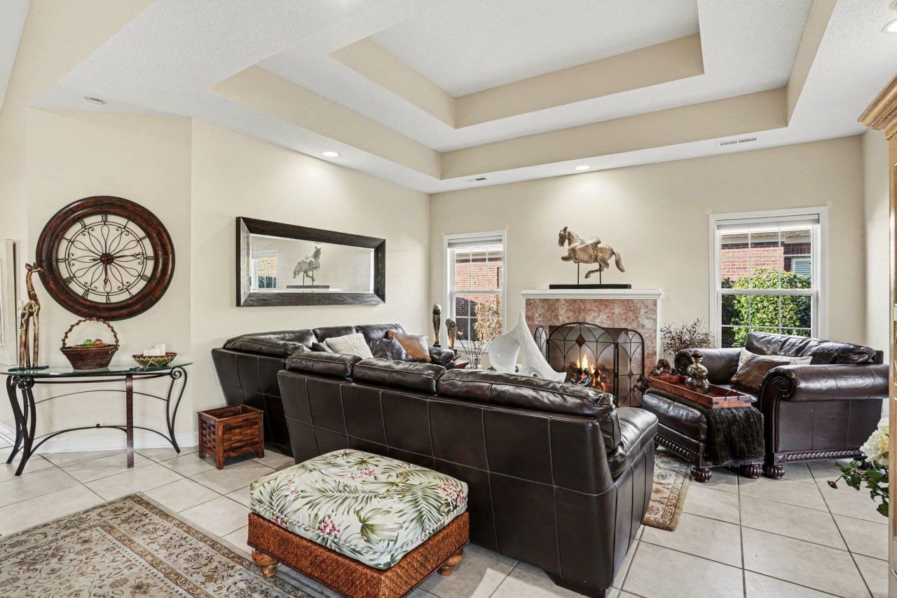 355 Foxtail Dr.  Photo 13