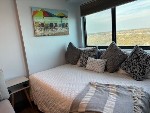 5905 S Kings Hwy.  Photo 7