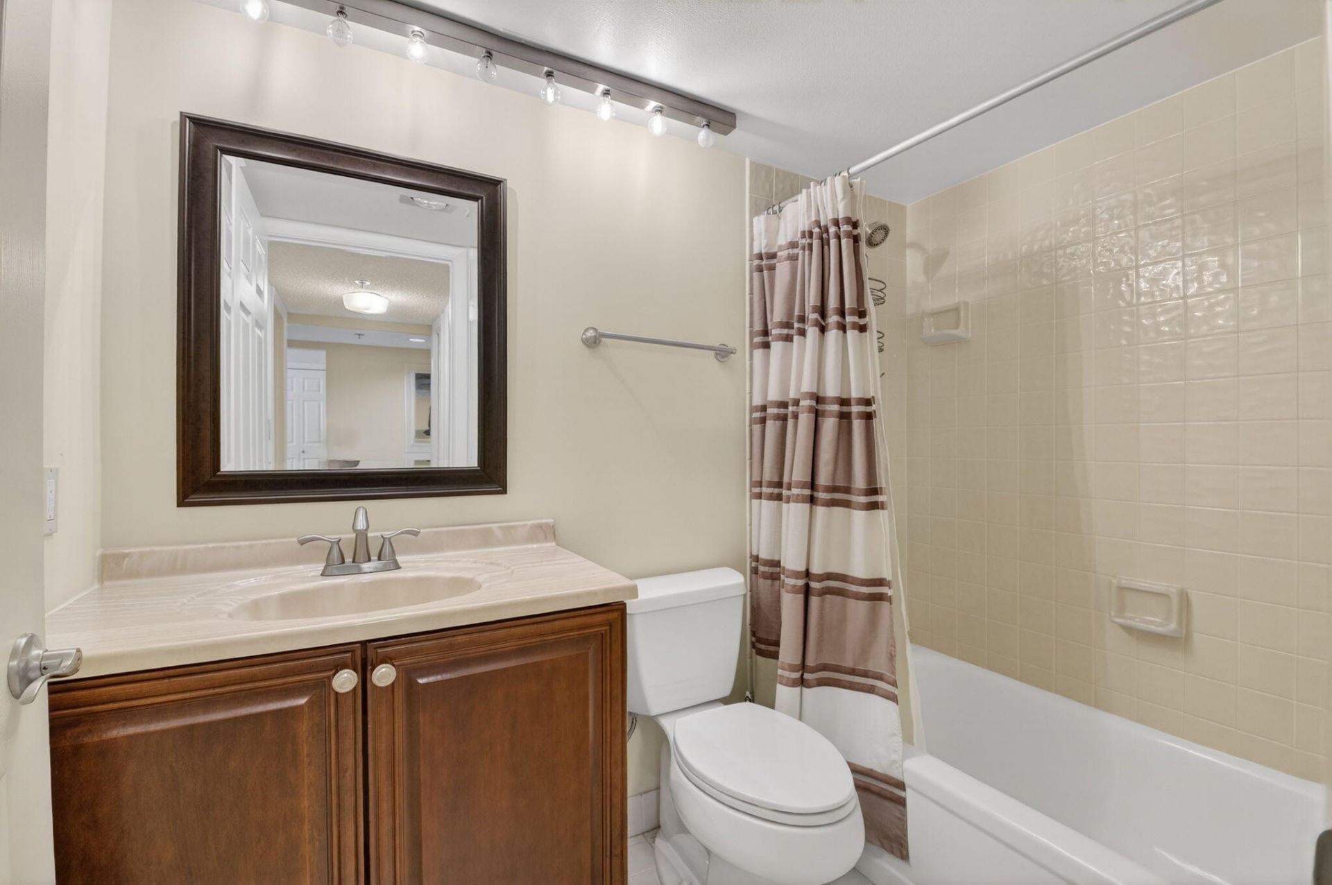 6420 Boca Del Mar Drive, Unit 305, Boca Raton, FL 33433 Photo