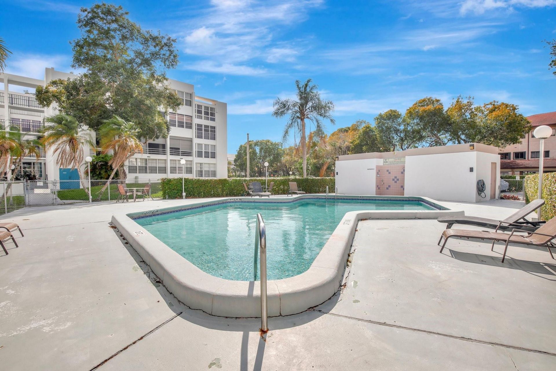 6923 Cypress Road, Unit D12, Plantation, FL 33317 Photo