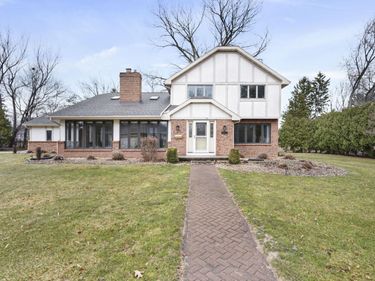 607 Greenway Road, Monona, WI 53716