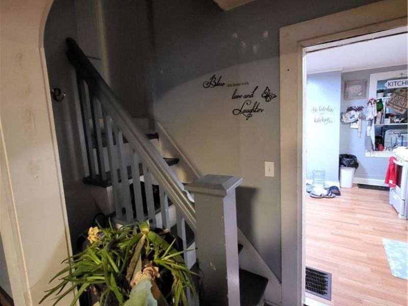 234 Locust Street, Coshocton, OH 43812 Photo 6