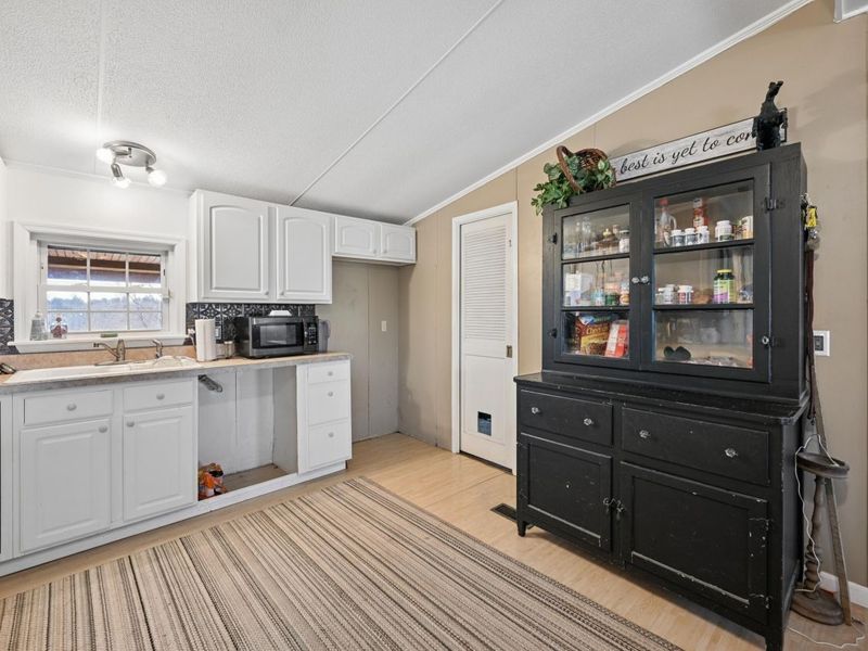 1550 Golds Valley Road, Dry Ridge, KY 41035 Photo 8