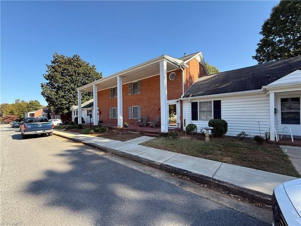 103 Westgate Circle , Unit B, Winston-Salem, NC 27106