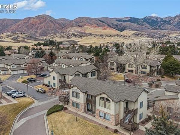 2112 Denton Grove, Unit 202, Colorado Springs, CO 80919