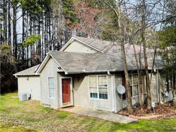 811 Boston Common , Atlanta, GA 30349