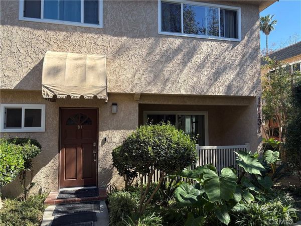 17131 Roscoe, Unit 10, Northridge, CA 91325