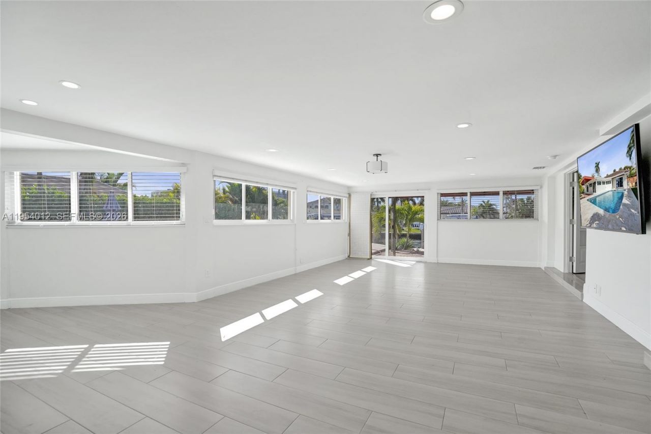 2724 NE 10th St , Pompano Beach, FL 33062 Photo