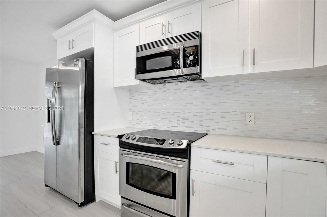 2724 NE 10th St , Pompano Beach, FL 33062 Photo