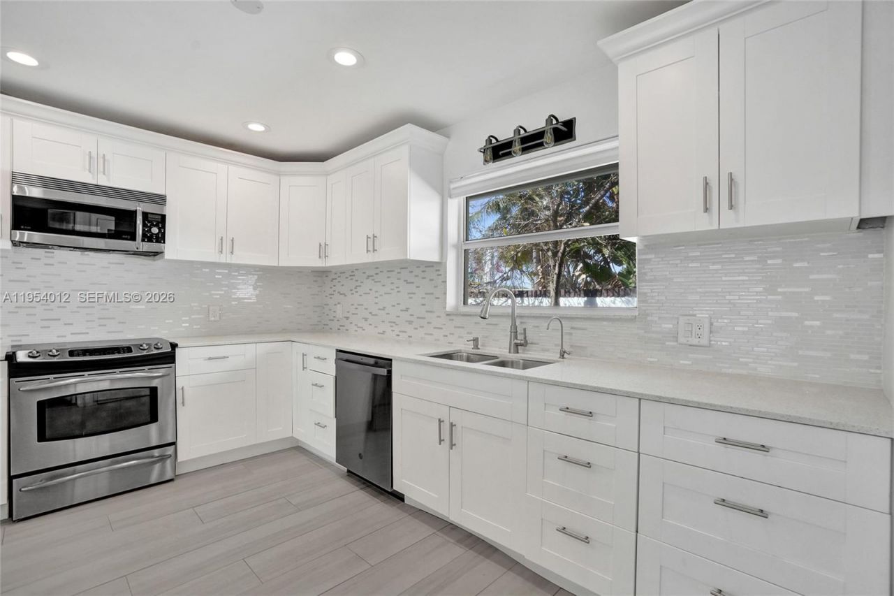 2724 NE 10th St , Pompano Beach, FL 33062 Photo