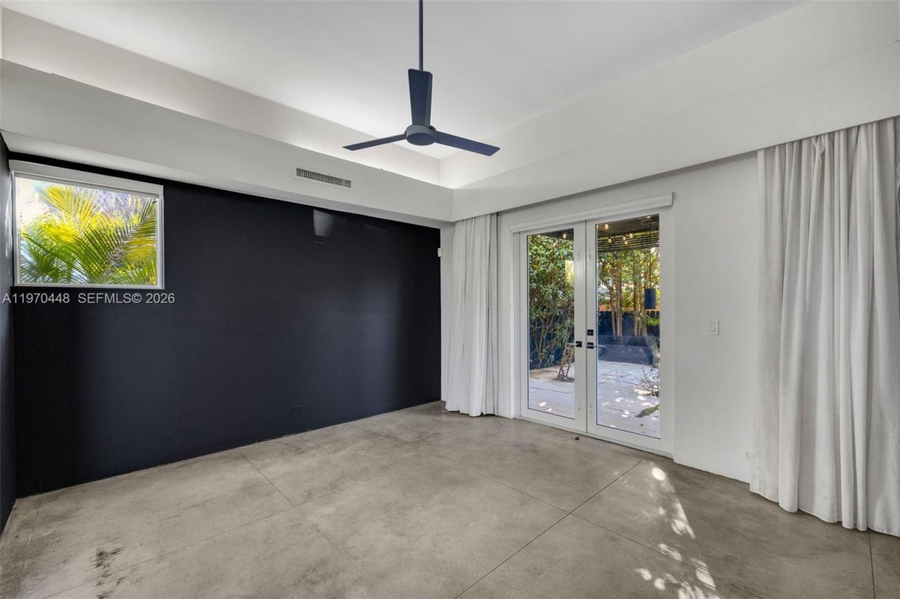 6014 SW 22nd St, Miami, FL 33155 Photo