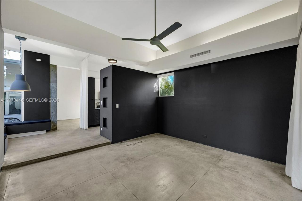 6014 SW 22nd St, Miami, FL 33155 Photo