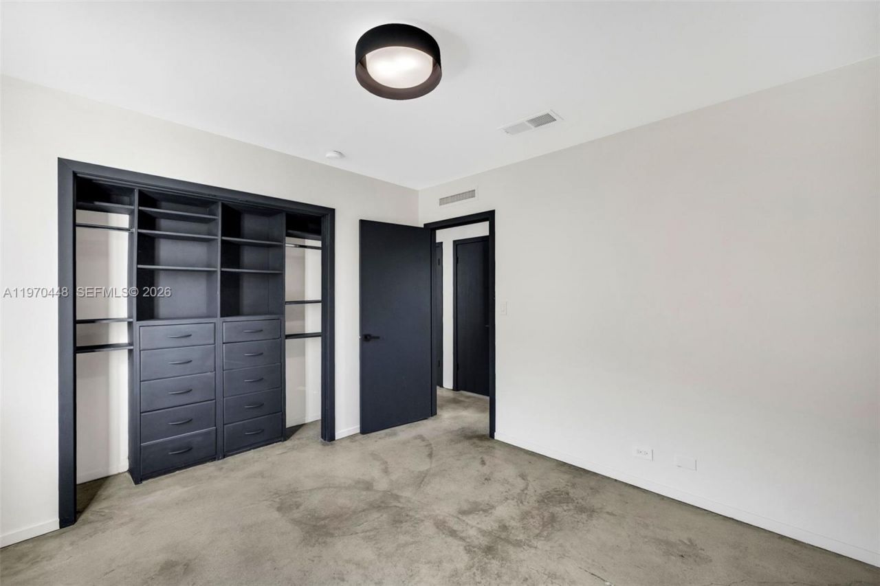 6014 SW 22nd St, Miami, FL 33155 Photo