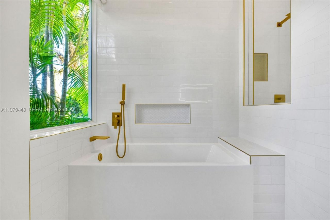 6014 SW 22nd St, Miami, FL 33155 Photo