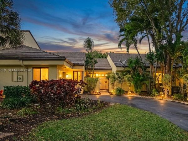 349 NW 94th Ter, Plantation, FL 33324