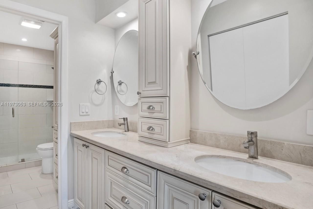 349 NW 94th Ter, Plantation, FL 33324 Photo