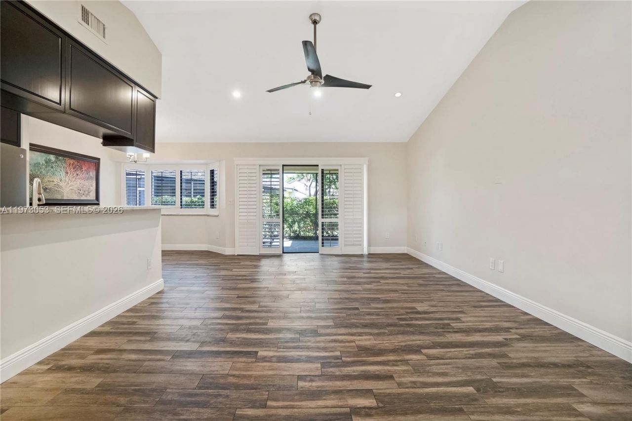349 NW 94th Ter, Plantation, FL 33324 Photo