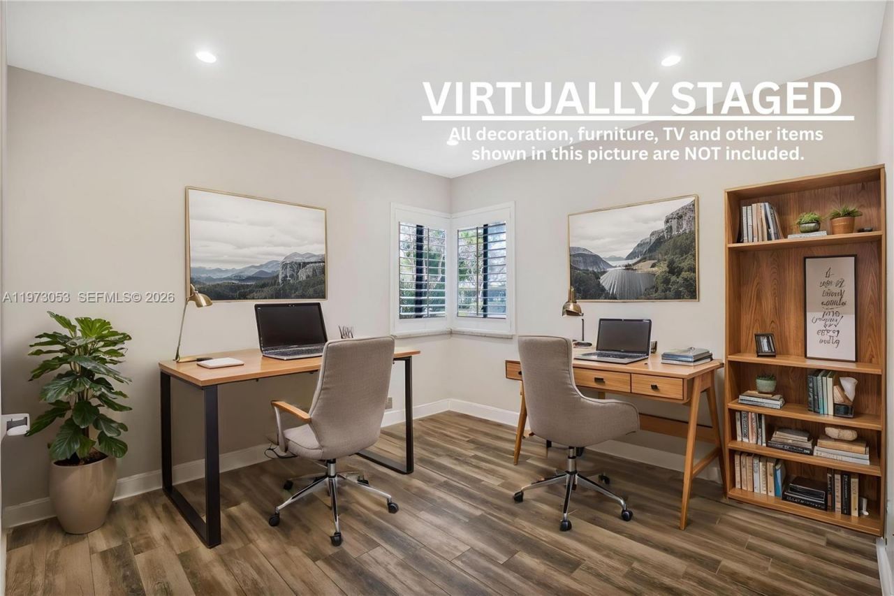 349 NW 94th Ter, Plantation, FL 33324 Photo