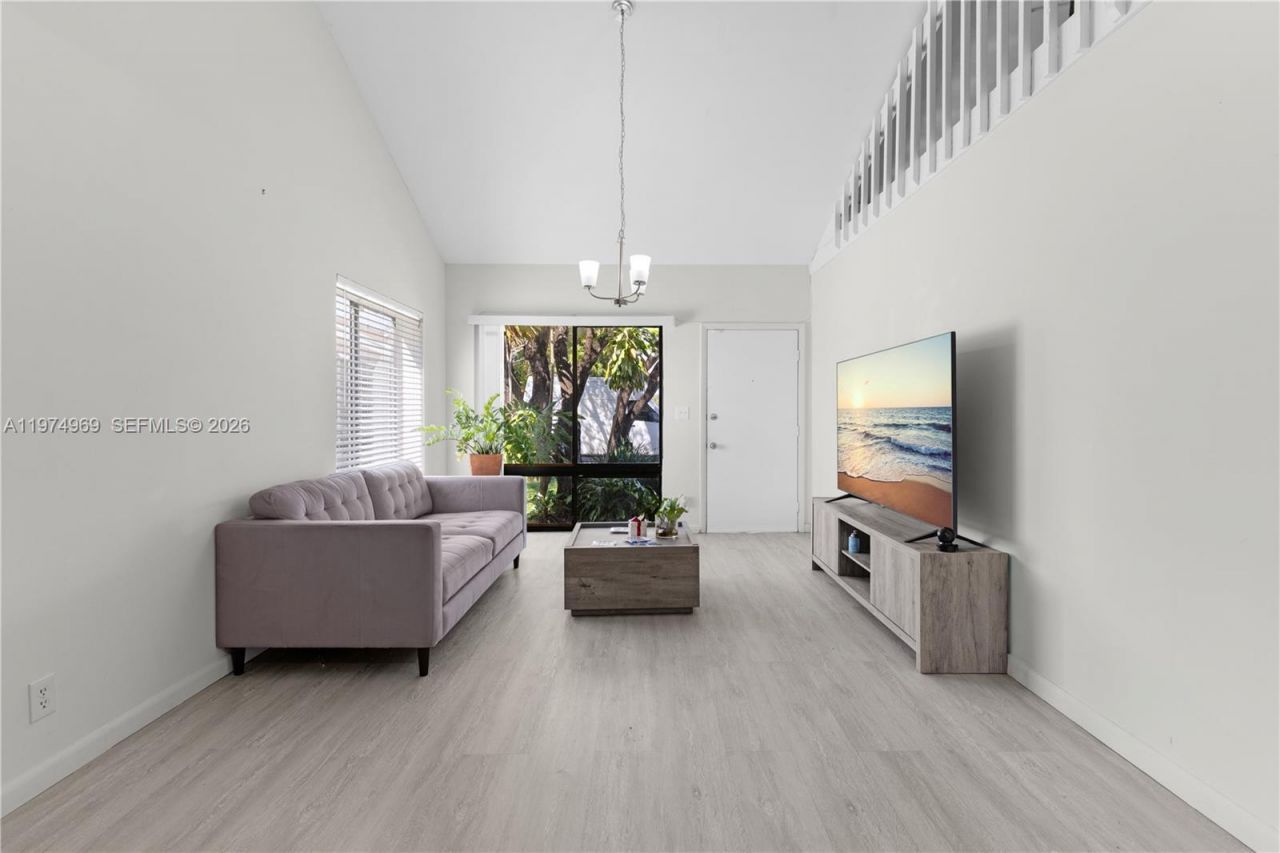 11180 NW 35th St, Unit 11180, Sunrise, FL 33351 Photo