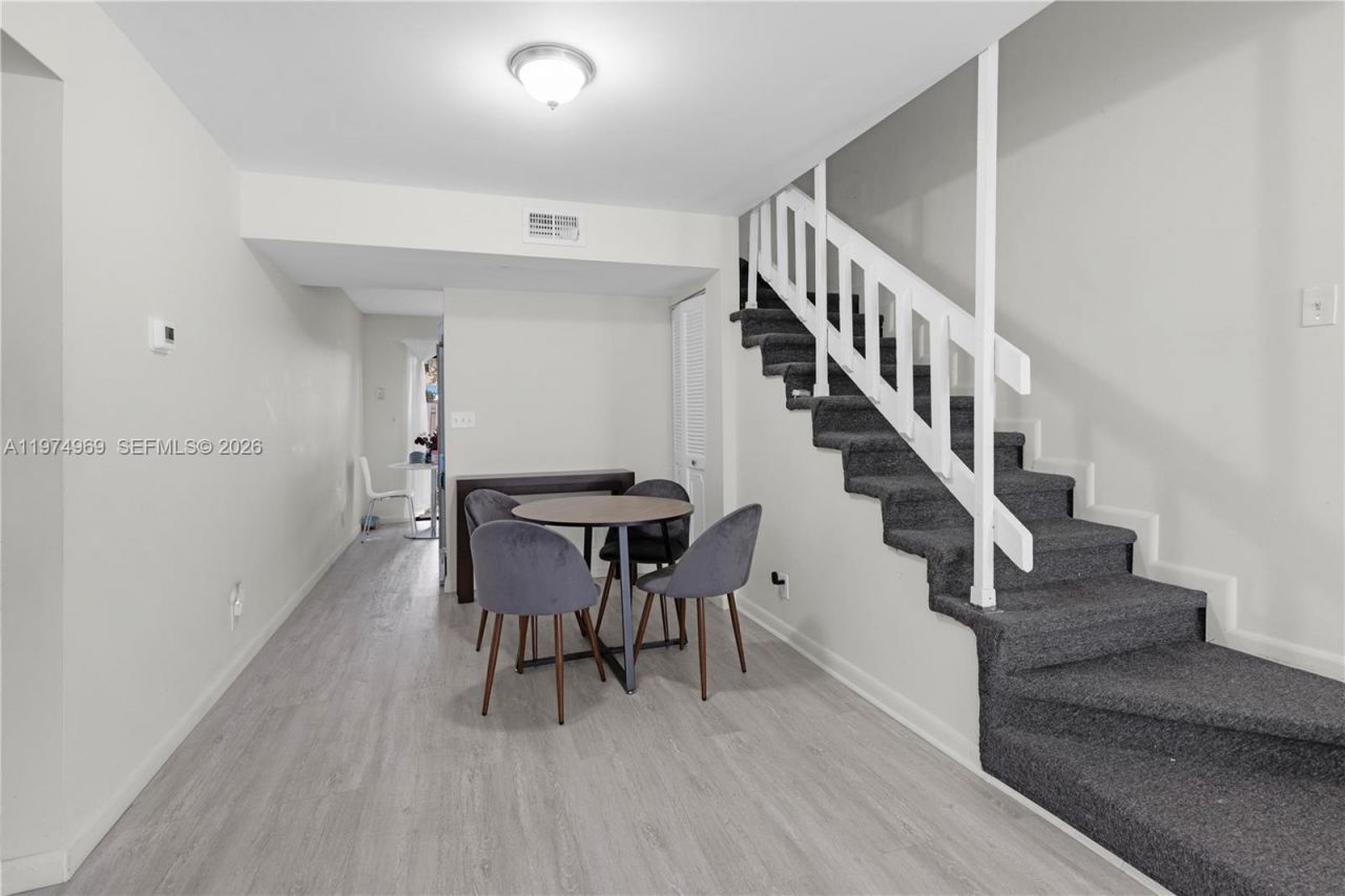 11180 NW 35th St, Unit 11180, Sunrise, FL 33351 Photo