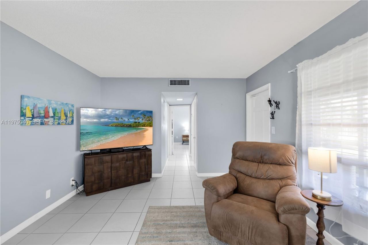 600 Pine Dr , Unit 111, Pompano Beach, FL 33060 Photo