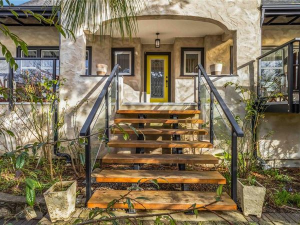 349 Vancouver St , Victoria, BC V8V 3T3