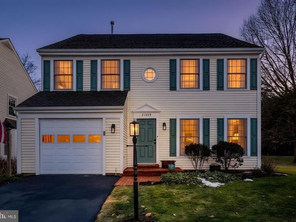 21039 BARCROFT WAY, STERLING, VA 20164