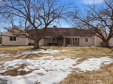 682 WHIRLAWAY DRIVE , WARMINSTER, PA 18974