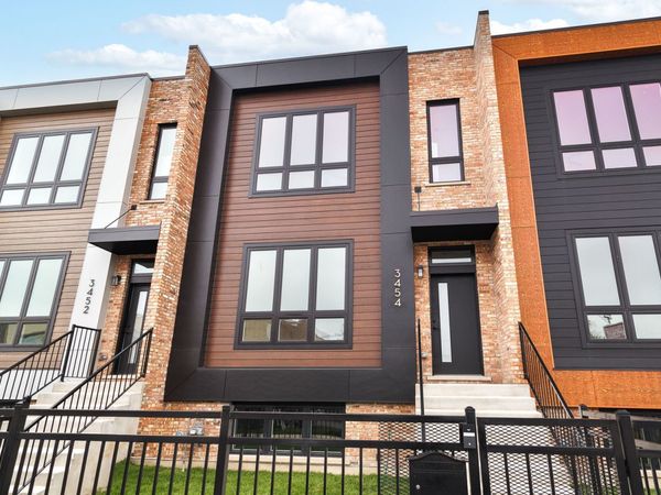 3512 N Central Avenue , Chicago, IL 60634