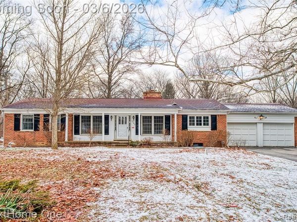 5765 Country Lane , Augusta Twp, MI 48197