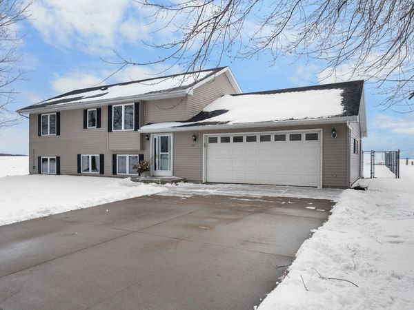 219 Holly Lane, Janesville, MN 56048