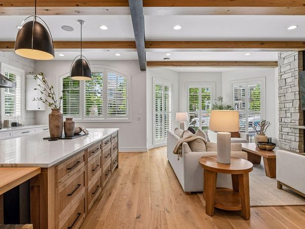 715 Rice Street E, Wayzata, MN 55391