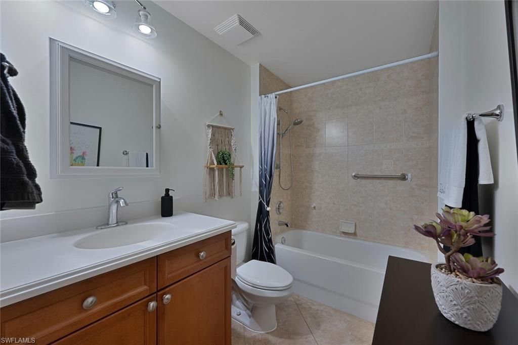 28700 Trails Edge Blvd, Unit 204, Bonita Springs, FL 34134 Photo