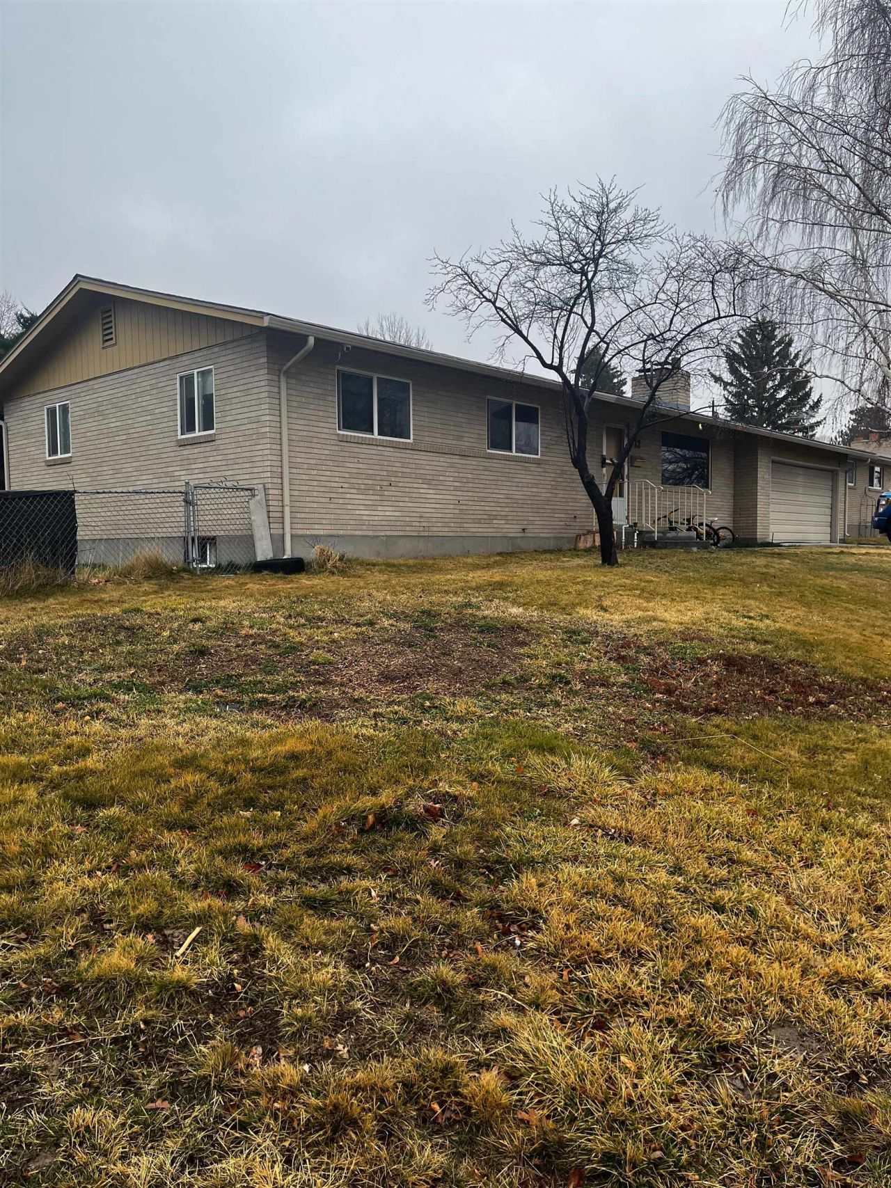 12 Tulane, Pocatello, ID 83201 Main Photo