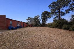 1051 Shine Ave. photo 4