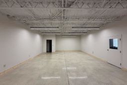 1051 Shine Ave. photo 4
