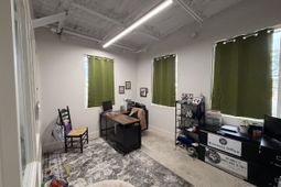 1051 Shine Ave. photo 4