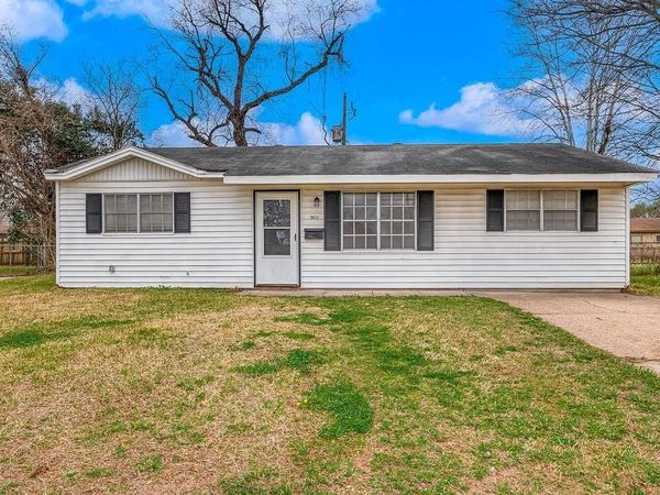 3417 Moonlake Circle, Bossier City, LA 71112