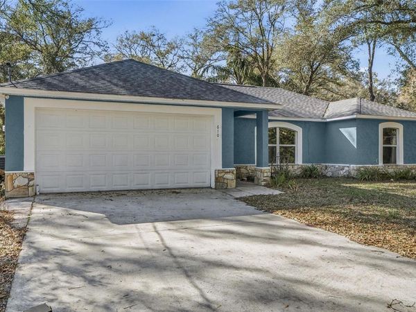 610 N SUMMIT AVENUE , LAKE HELEN, FL 32744