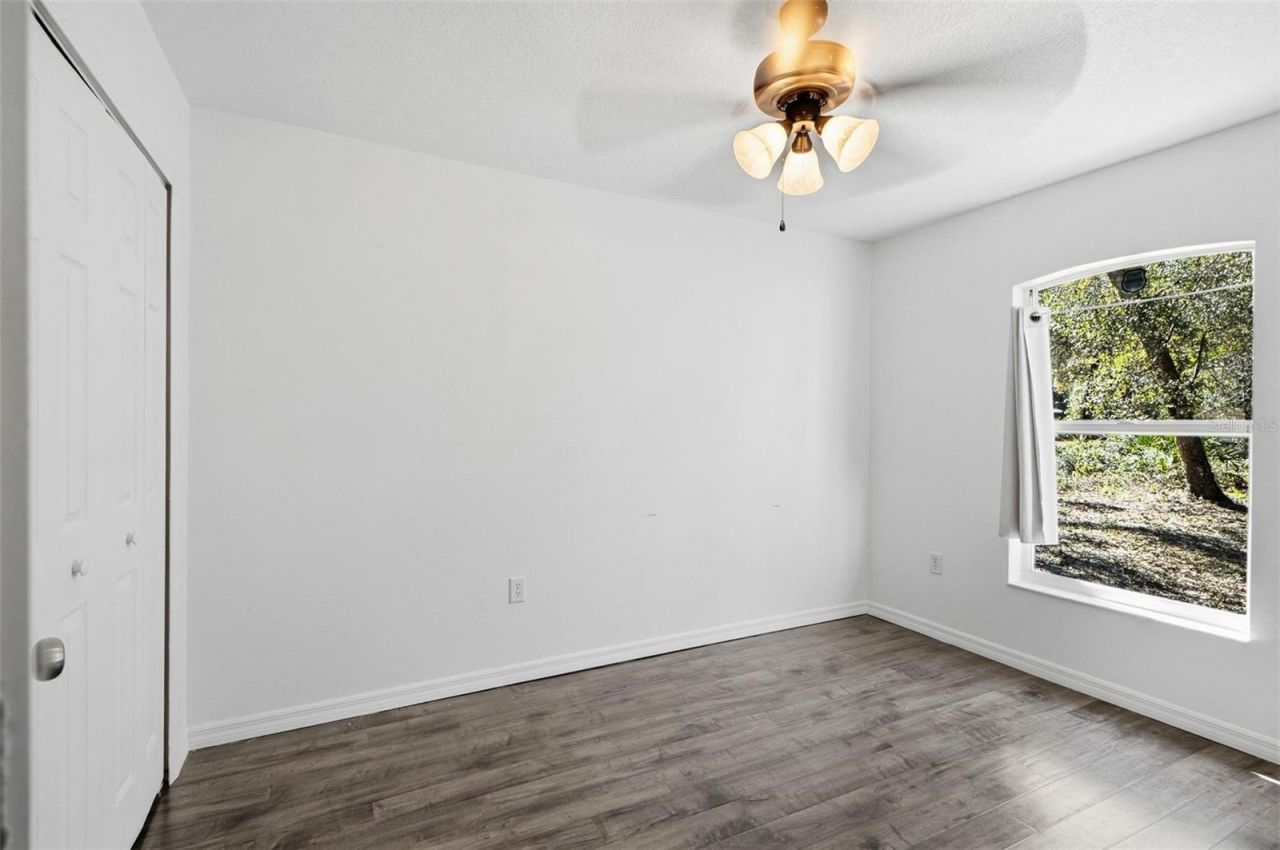 610 N Summit Avenue , Lake Helen, FL 32744 Photo