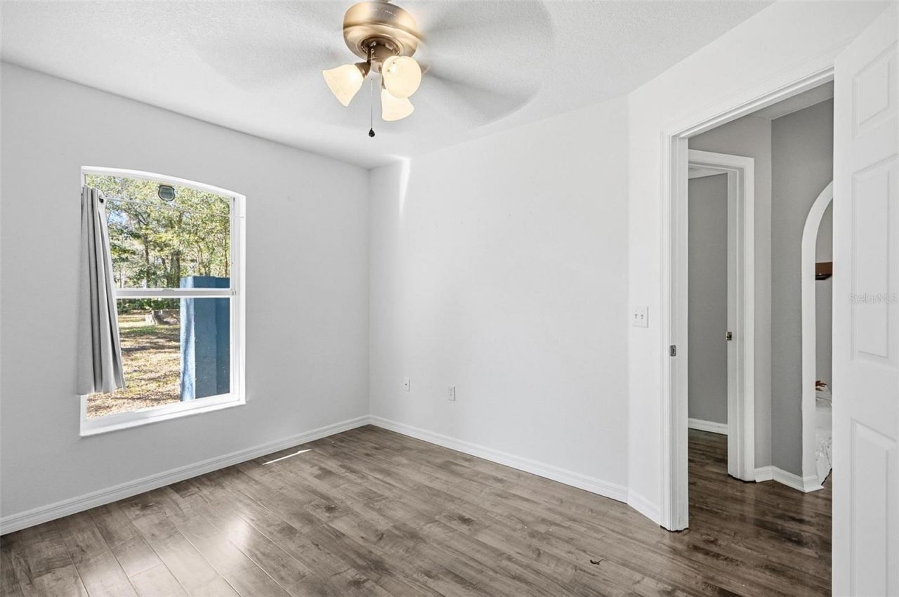 610 N Summit Avenue , Lake Helen, FL 32744 Photo