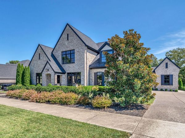 7045 Lanceleaf Dr , College Grove, TN 37046